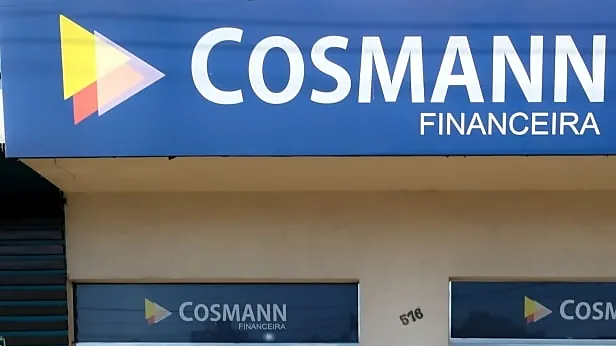 Fachada da loja da Cosmann Financeira em Concórdia